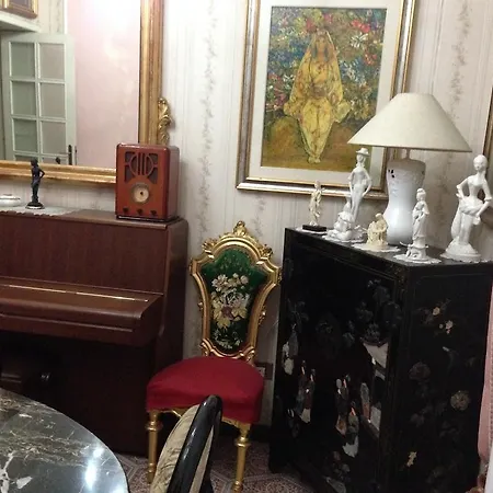 Regina Elena B&B 칼리아리